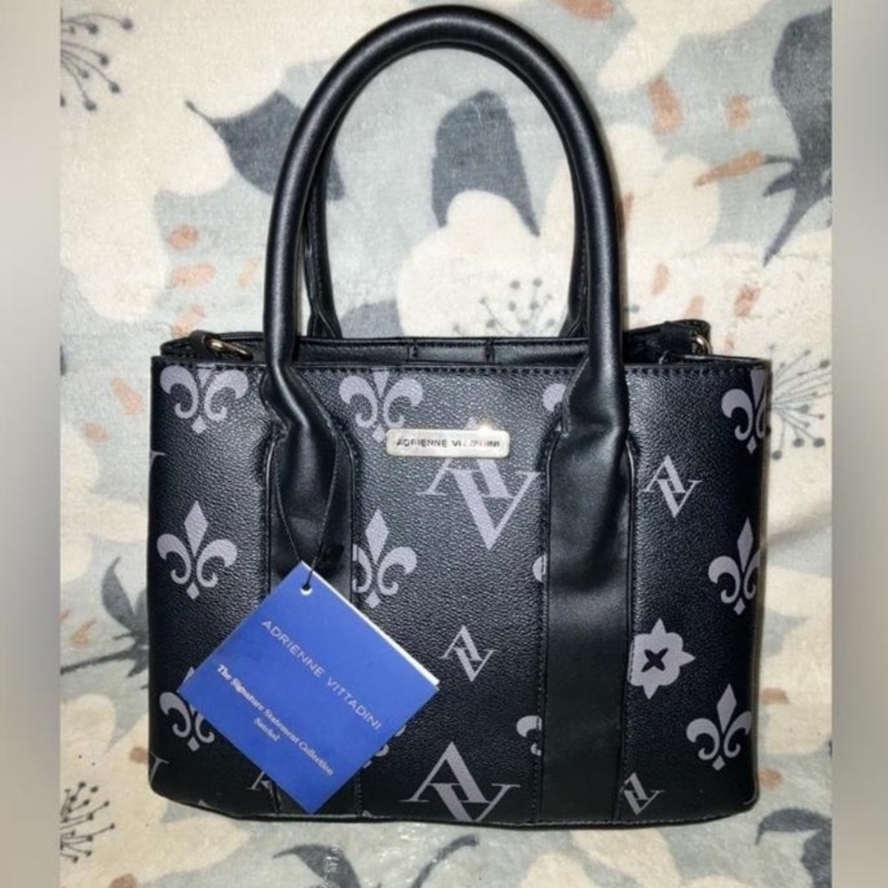 Adrienne Vittadini NWT Leather Handbag w/ Crossbody Strap